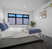 AU.JOY 3 Bed Townhouse Burwood 3 - VIC Tourism