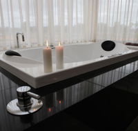Aurora Cottages Bush Retreat - VIC Tourism