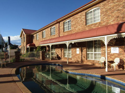 Australian Heritage Motor Inn - VIC Tourism 0