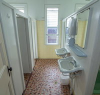 Australian Hotel - VIC Tourism