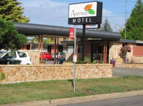 Avenue Motel - VIC Tourism 0