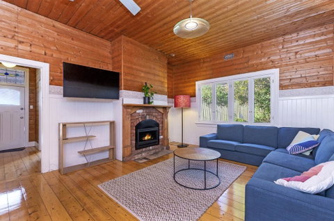 Avery Cottage - VIC Tourism 2