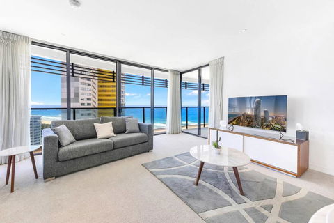 Awesome Ocean Views Broadbeach WiFi, Netflix, Wine - VIC Tourism 1