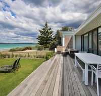 Azure Absolute Beachfront - Pet Friendly - VIC Tourism