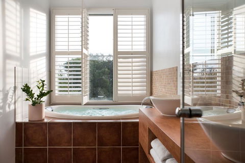 Azure Daylesford - VIC Tourism 2