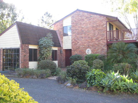 B&B Home In The Country - VIC Tourism 0