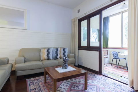 B2 Broadway Abode Close To Swan River, UWA & Hospitals - VIC Tourism 2