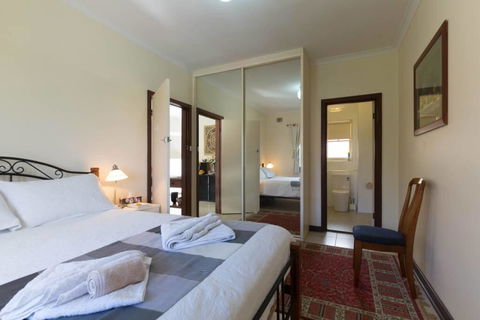 B9 Close To UWA, Swan River, Cafes And The New Children's Hospital - VIC Tourism 0