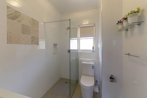 B9 Close To UWA, Swan River, Cafes And The New Children's Hospital - VIC Tourism 3