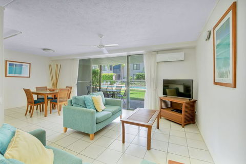Baden 65 - Rainbow Shores, Overlooking Lap Pool, Ground Floor, Air Conditioning - VIC Tourism 2