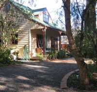 Ballarat cottages incorporating yarrowee cottage and Admirals cottage - VIC Tourism