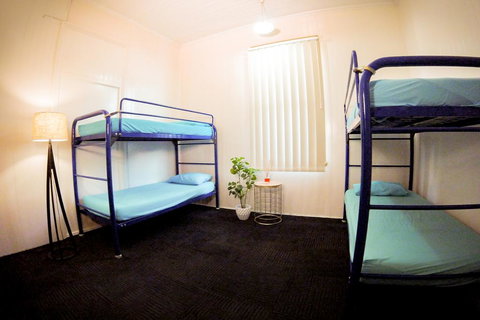 Banana Bender Backpackers - VIC Tourism 1