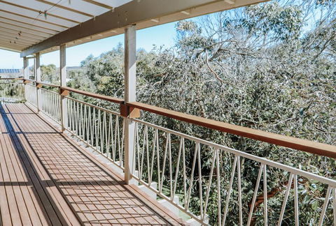 Banksia Beach House - VIC Tourism 0