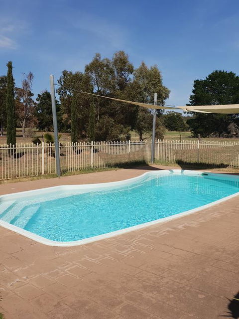 Barooga Golf View Motel - VIC Tourism 3