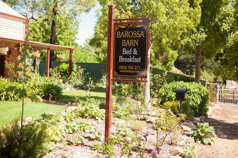 Barossa Barn Bed And Breakfast - VIC Tourism 1