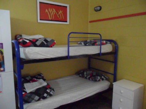 Bateman Bay Holiday Park & Batemans Bay YHA - VIC Tourism 3