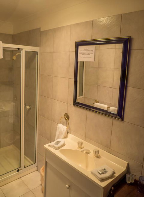 Battery Point Manor - VIC Tourism 3