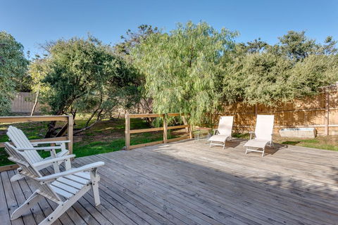 Bay Cottage - VIC Tourism 2