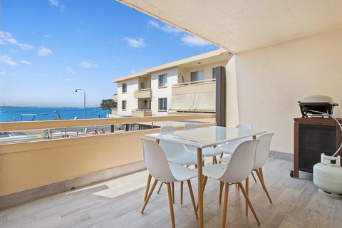 Bay Village, Unit 11/47 Shoal Bay Road - VIC Tourism 3