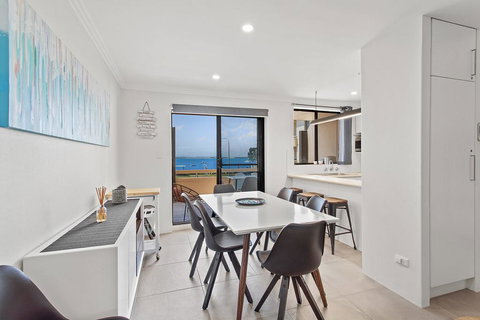 Bay Village, Unit 11/47 Shoal Bay Road - VIC Tourism 1