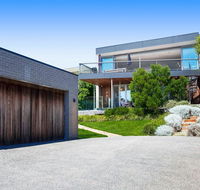 Bay Vista - Amazing Bay Views with the beach at your doorstop - VIC Tourism