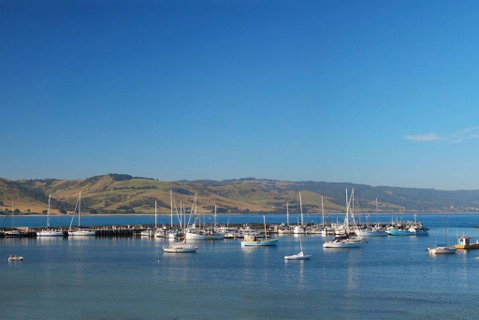 BAY VUE - Top Floor Apartment, Amazing Views! - VIC Tourism 2