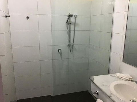 Bayview Motel - VIC Tourism 1