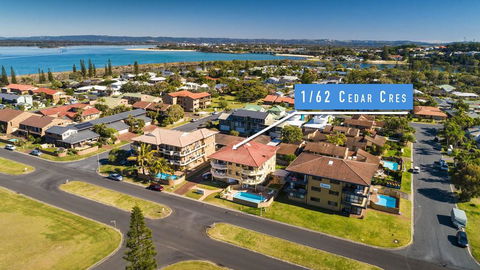 Beach Point - East Ballina - VIC Tourism 0