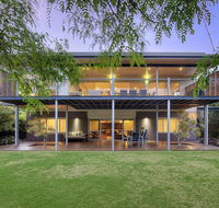 BeachBlu Holiday Home - VIC Tourism