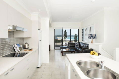 Beachfront 8 - VIC Tourism 0