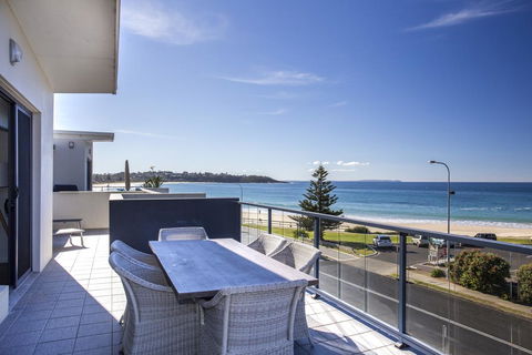 Beachfront Apartment 10 - VIC Tourism 0