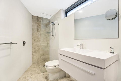 Beachfront Cabarita Apartment - VIC Tourism 3