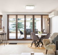 Beachfront Manly Apartment With Parking and Balcony - VIC Tourism