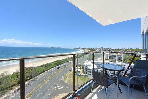 Beachfront Towers - VIC Tourism 1
