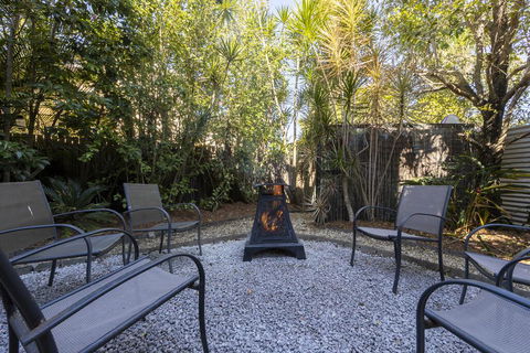 Beachhouse Bed And Breakfast - VIC Tourism 2