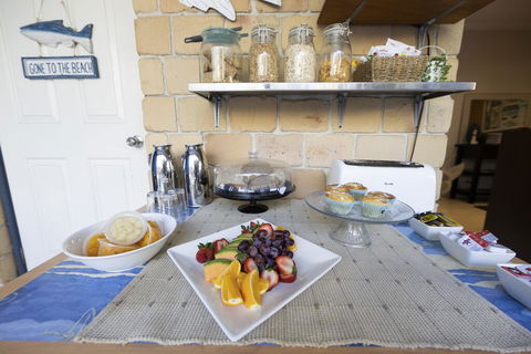 Beachhouse Bed And Breakfast - VIC Tourism 1