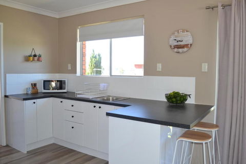 Rio Rita Ocean View Apartments - VIC Tourism 3