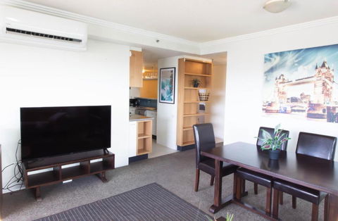 Republic Apartment - VIC Tourism 0