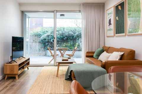 Richmond Retreat With Courtyard Parking - VIC Tourism 3