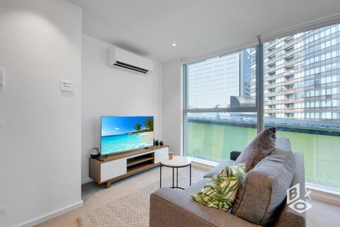 REST COLLECTION Apartments On Collins Docklands - VIC Tourism 0