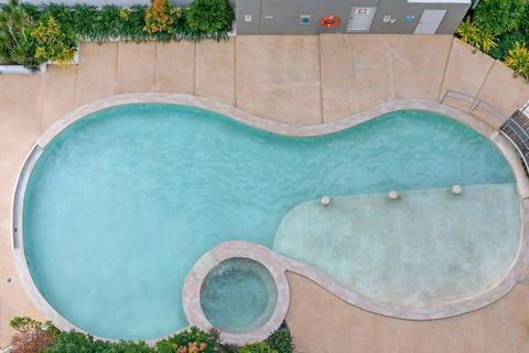 Resort-Style Sister Studios - Double Delight In The CBD - VIC Tourism 3