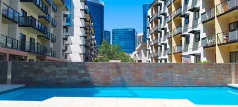 Resort-style Living In Perth CBD - 2X2 Apt - VIC Tourism 0