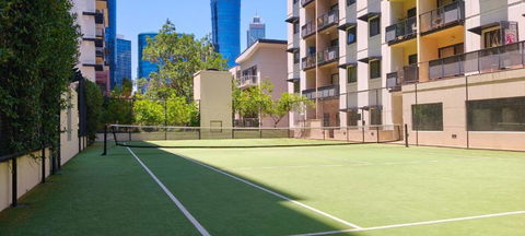 Resort-style Living In Perth CBD - 2X2 Apt - VIC Tourism 1
