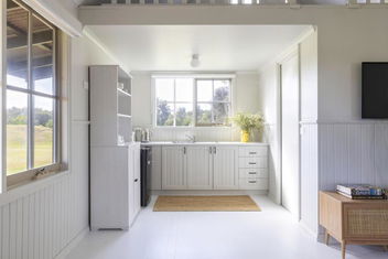 Red Rocks Golf & Accommodation - Phillip Island with VIC Tourism