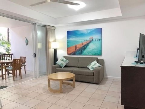 REEF RETREAT APARTMENTS PALM COVE Unit 11 - VIC Tourism 0