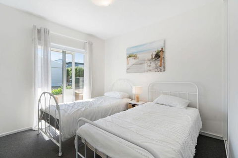 Relax At Middleton - No Linen Included - Pets Negotiable - Wi-Fi - VIC Tourism 3