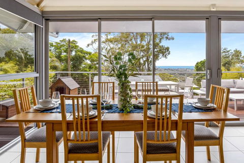 Relax In Buderim - Water Views - VIC Tourism 3
