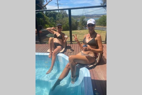 Relax In The Spa With Views Opposite Lake Eildon - VIC Tourism 1