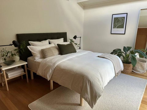 Relaxed And Stylish -self Check In, Secure Parking - VIC Tourism 1