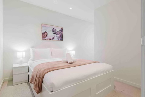 Resort Lifestyle Urban Apt - Pool, Gym, Sauna - VIC Tourism 0
